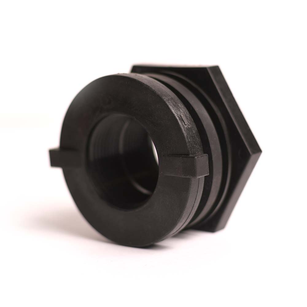 1-1/2" FIP Tank Adapter - W02