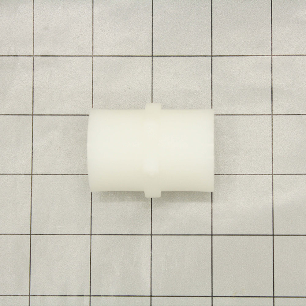 1/4 NYLON COUPLING FIP (PKG) - W04