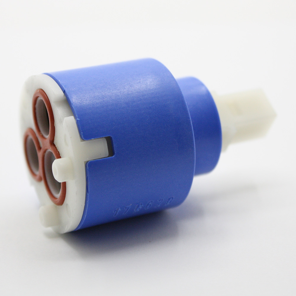 2940-T PULL OUT SPOUT CTRG - W05