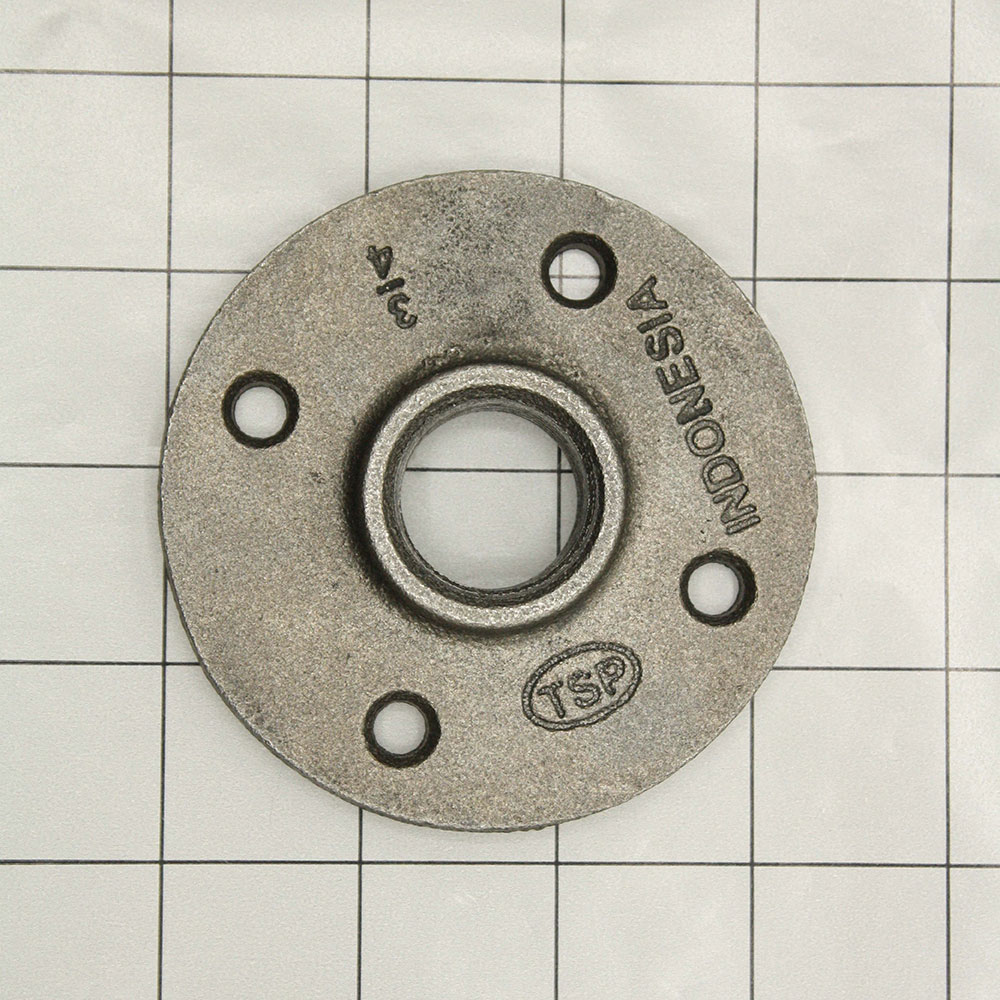1-1/2" Black Steel Heavy Floor Flange - W05