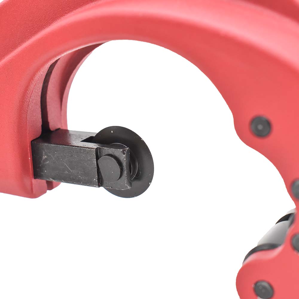 #126 3/16" to 2-5/8" Pipe / Tubing  Cutter - W06