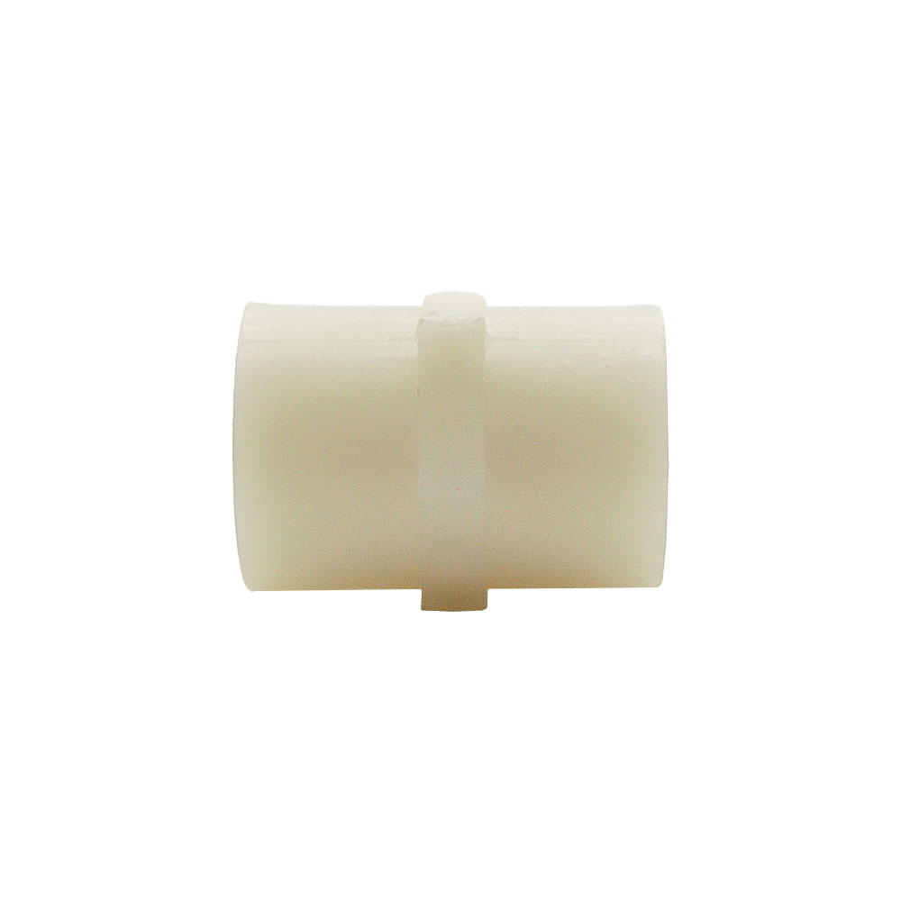 1/4 NYLON COUPLING FIP - W04