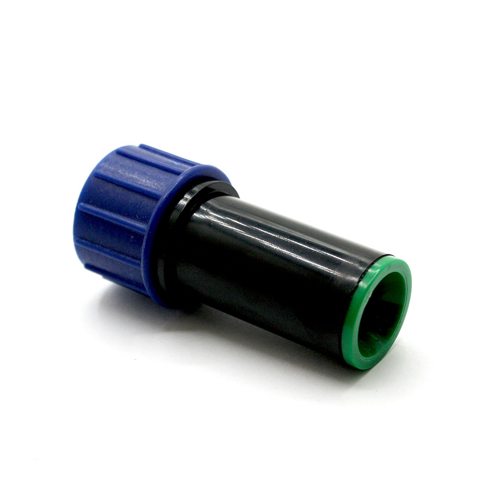 R-320-C 3/4 HOSE ADAPTER - W02