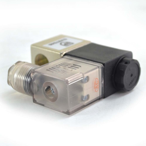 Solenoid Valve - 2 Port - 2 Way  1/4" NPT - AC110V - W04