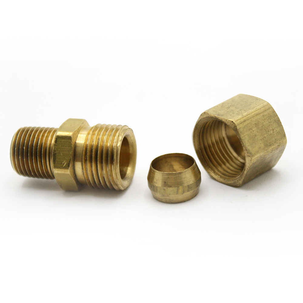1359-T 68 5/16" x 1/8" Lead-Free Brass Compression x MIP Adapter - W03